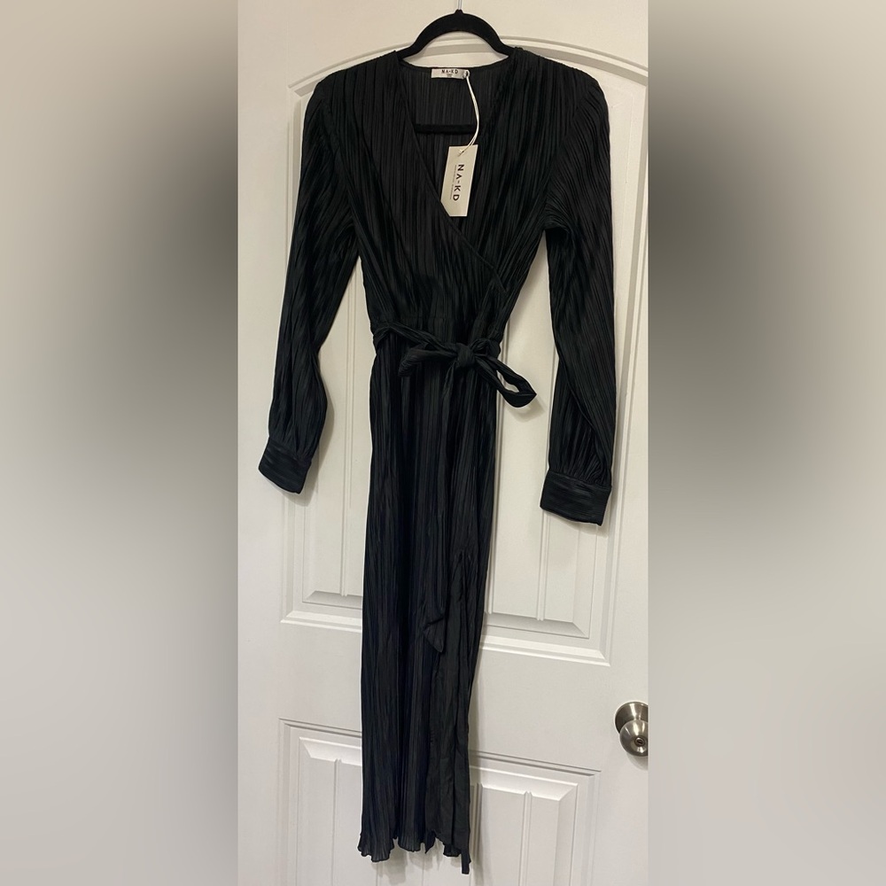 Na-kd Black Wrap Dress - Picture 8 of 8